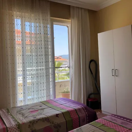 Karacan House Apartament *