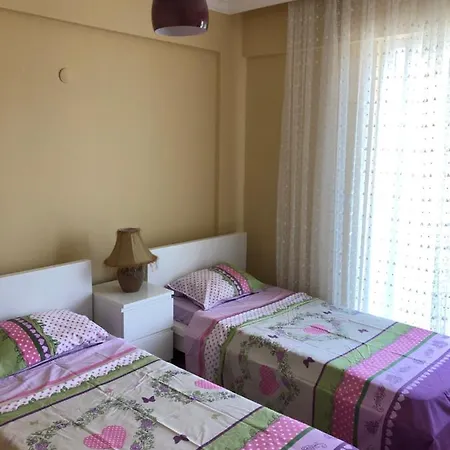 Karacan House Apartament *
